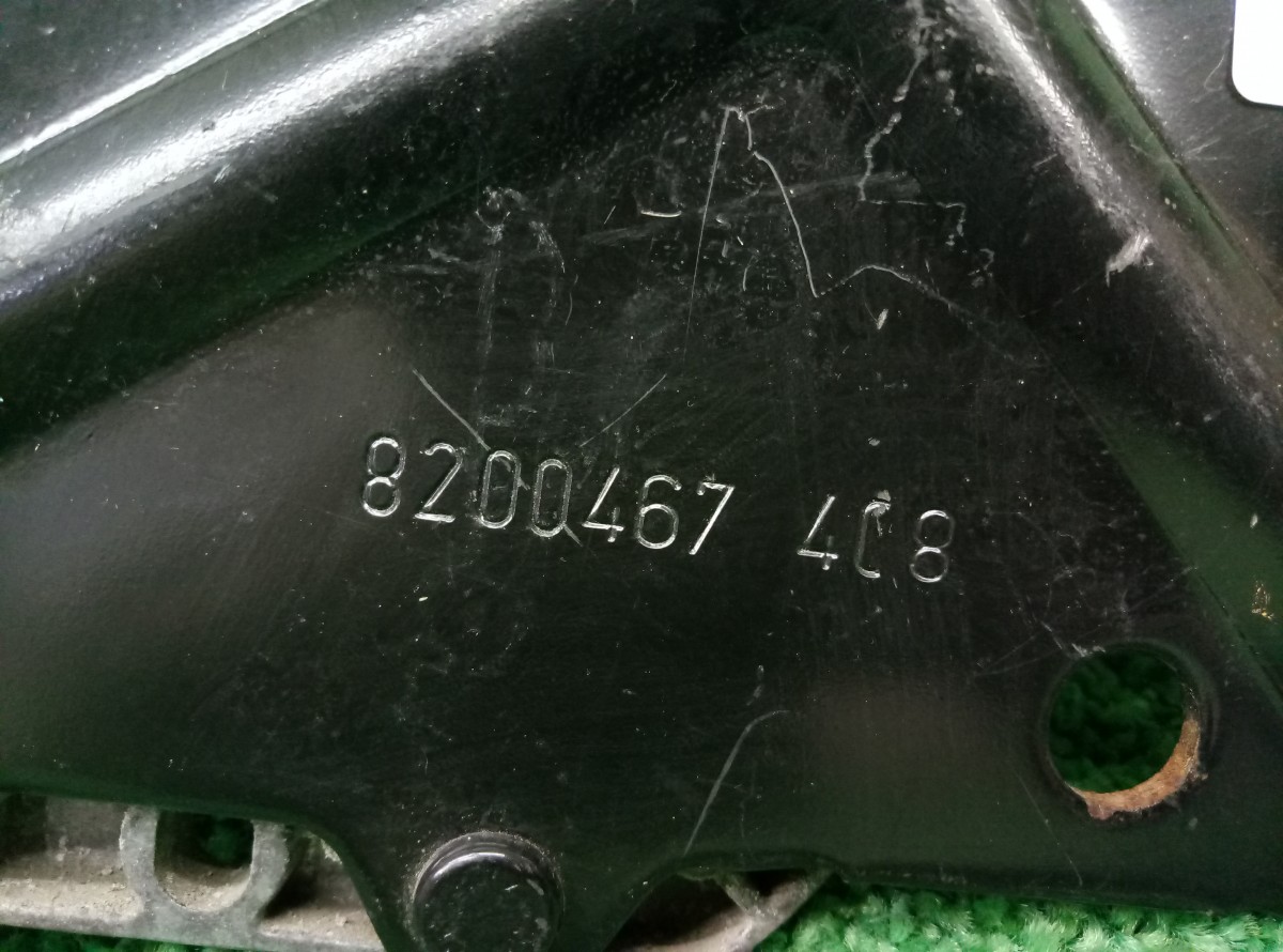 Блок управления двигателем Renault Megane 2 2002-2006     8200509516 на Renault Megane 2