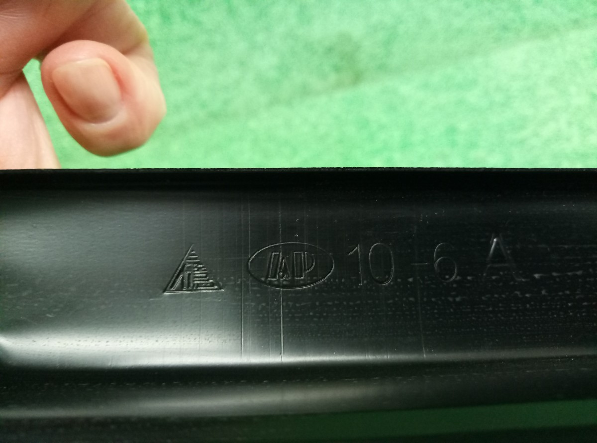 Крыло переднее правое Volvo S70 1997- 2003 Аналог новый 9152680 на Volvo S70 