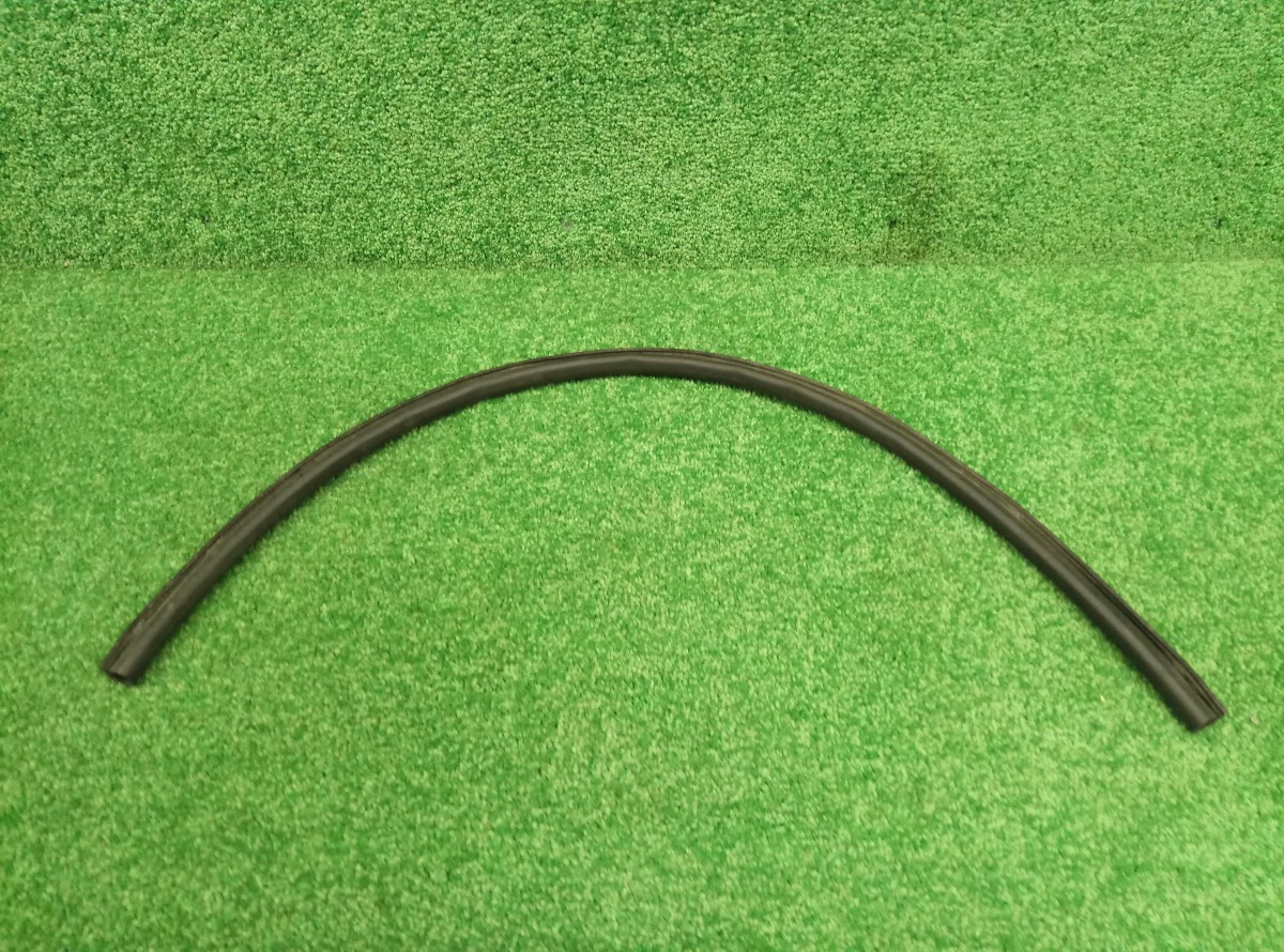 Бархотка двери передней левой Citroen C4 I 2004-2014 на Citroen C4 I