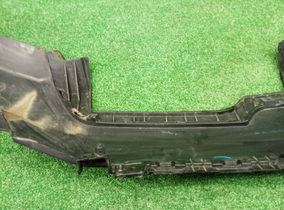 Юбка заднего бампера Hyundai Creta 86612M0000 с дефектом на Hyundai Creta 