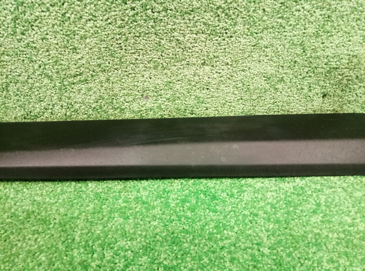 Накладка двери задней правой Volvo XC60  2008-2013     31294846 на Volvo XC60 