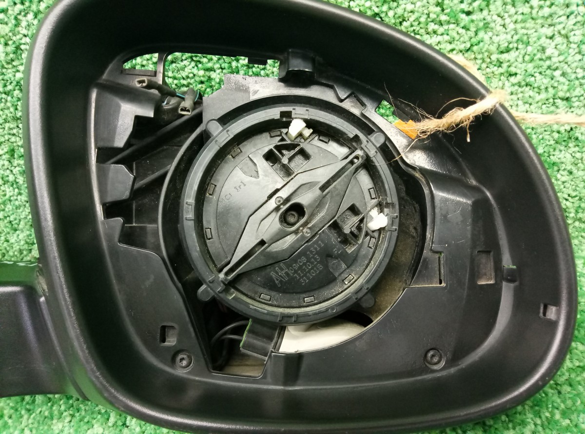 Зеркало правое Volkswagen Tiguan 2011-2016 5N1857502BE на Volkswagen Tiguan 