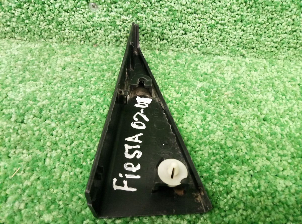 Накладка двери задней Ford Fiesta V 2001-2009 2S61A254K07ADW на Ford Fiesta V