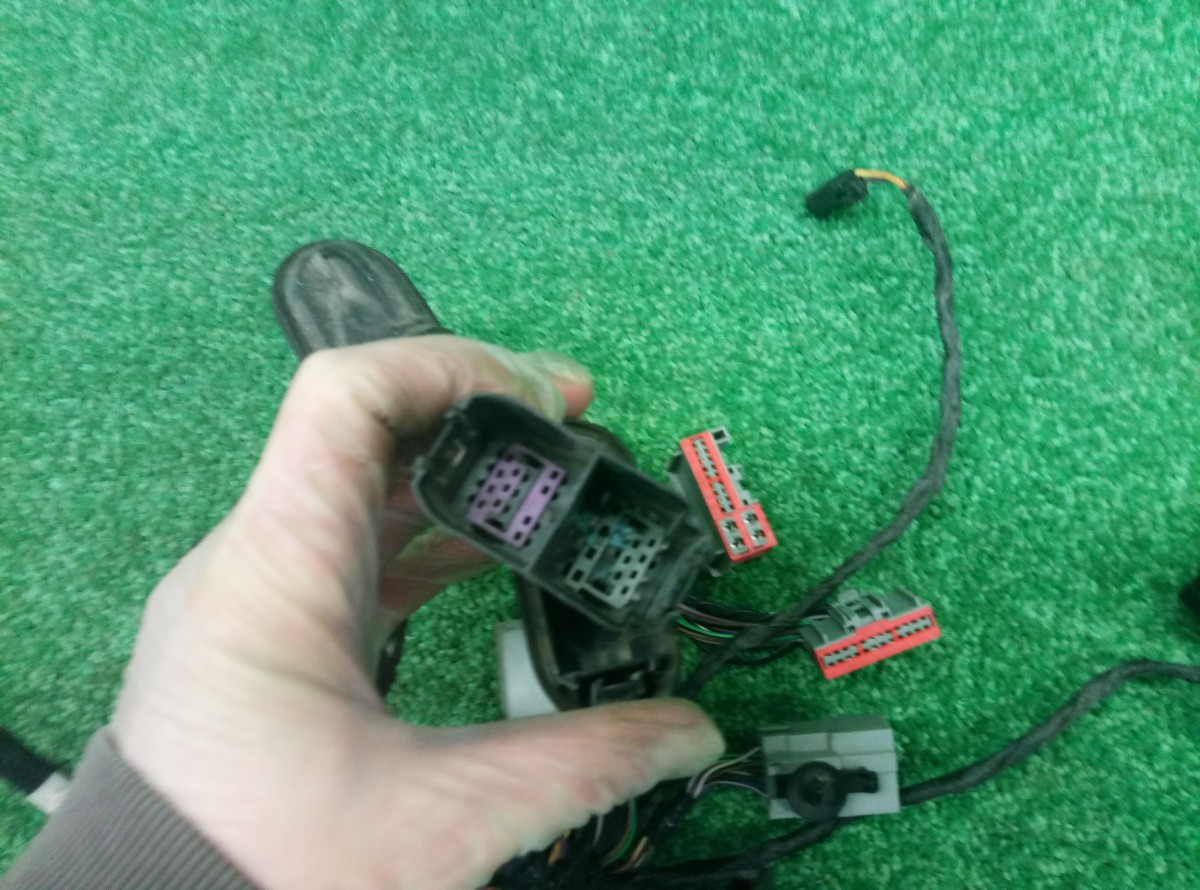 Проводка передней правой двери Ford Mondeo 4  6G9T14K138 на Ford Mondeo 4