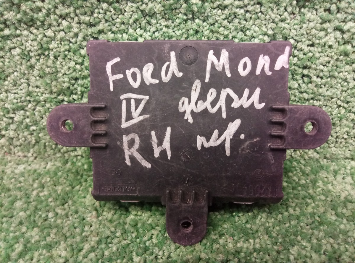 Блок комфорта передней правой двери Ford Mondeo IV 7G9T14B533HE на Ford Mondeo 4