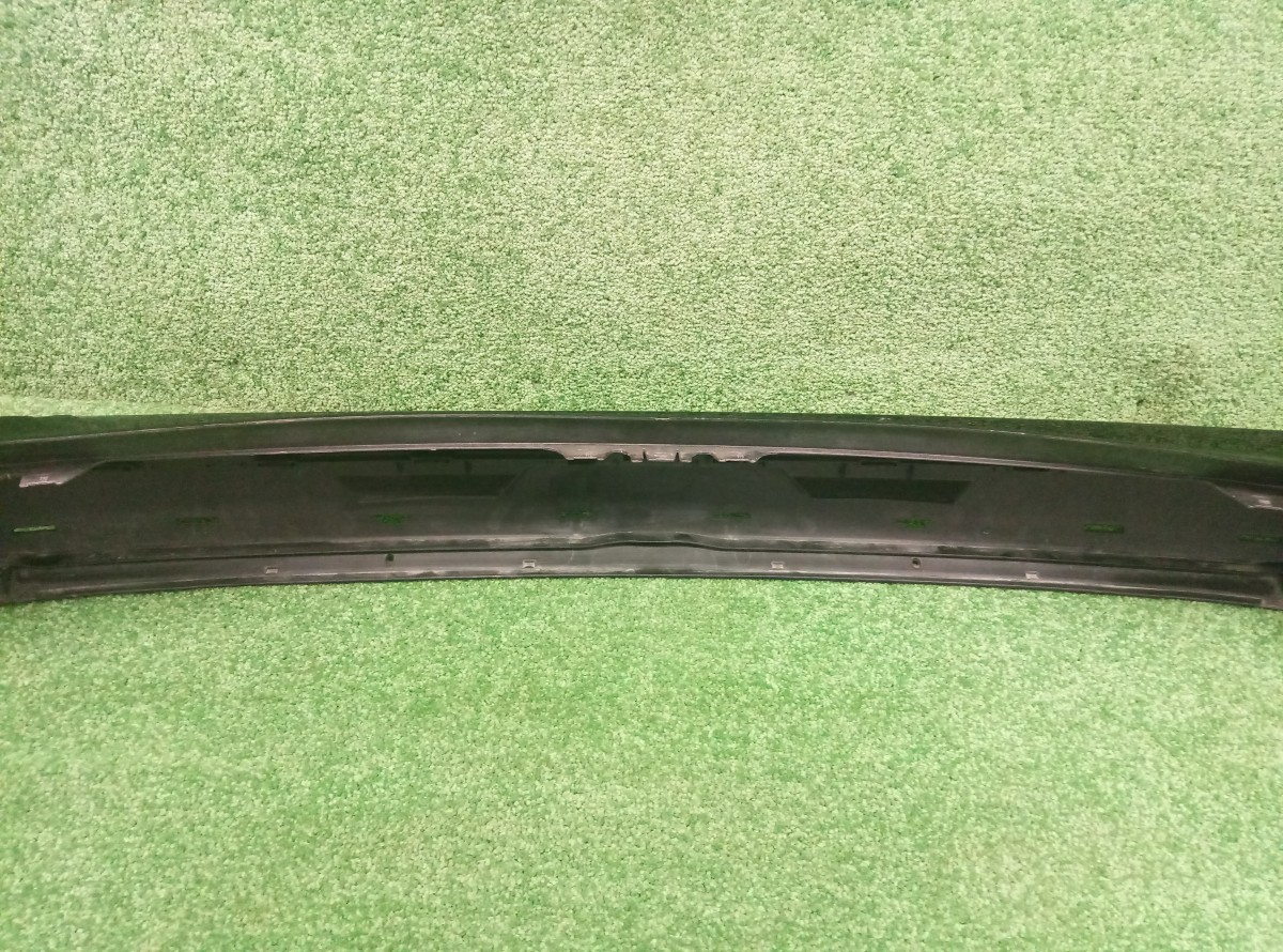 Бампер задний Toyota Rav4 XA40    5216942010 521590R150 на Toyota RAV 4  (CA40)