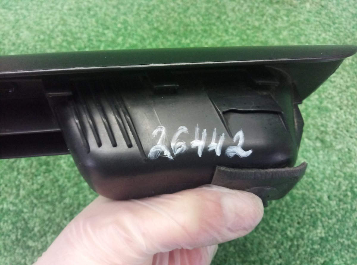 Ручка двери передней правой на Renault Clio/ Renault Symbol II 8200507732 на Renault Symbol 2
