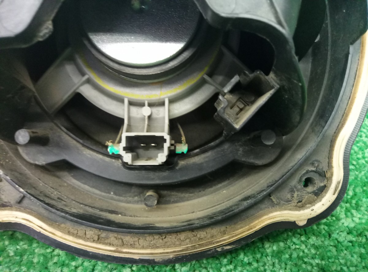 Динамик задний правый Citroen C4 2005-2011 9634827380 на Citroen C4 I