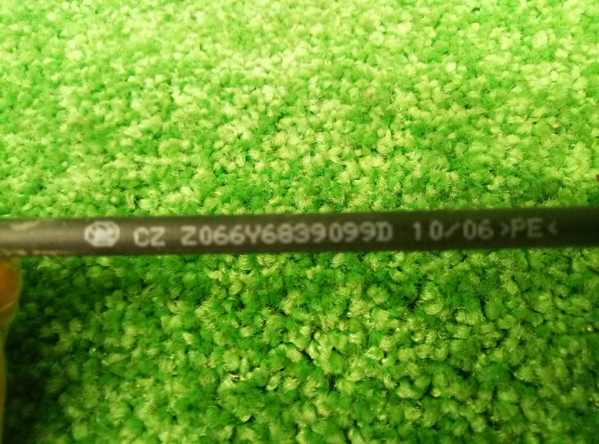 Трос открывания двери задней левой Skoda Fabia 6Y6839099D на Skoda Fabia 