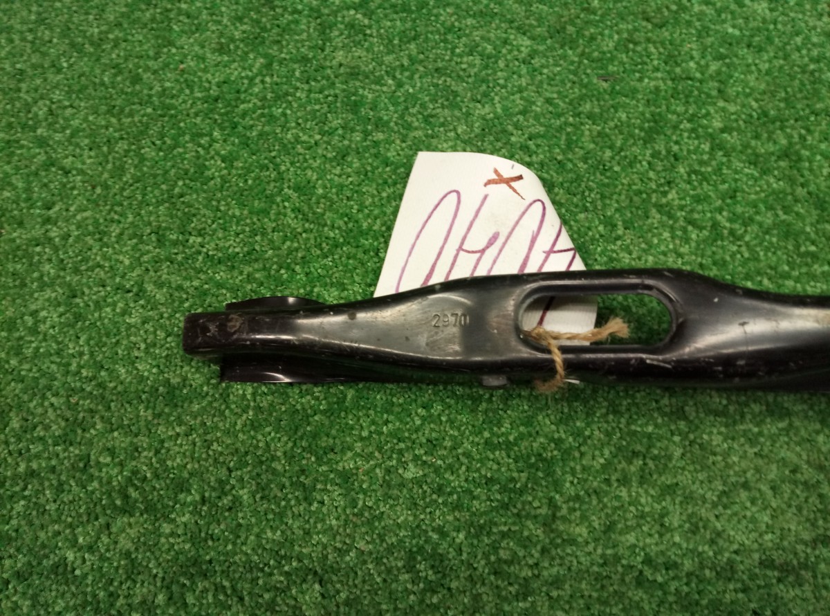 Усилитель переднего бампера BMW 5-Series(F10,F11,F07) 2009-2013 51117203078 на BMW 5-Series(F10,F11,F07)