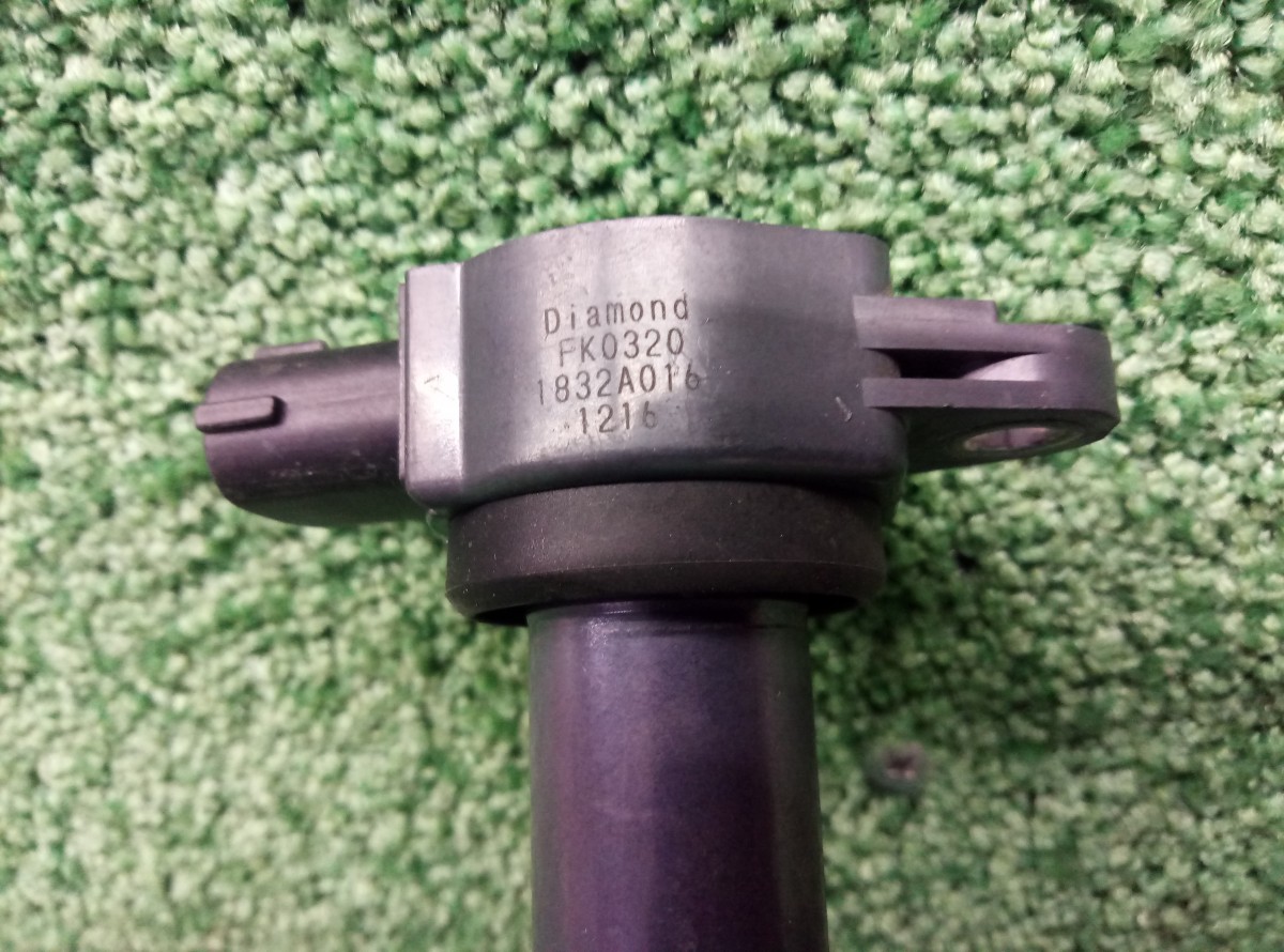 Катушка зажигания Mitsubishi ASX 1832A016 на Mitsubishi ASX 