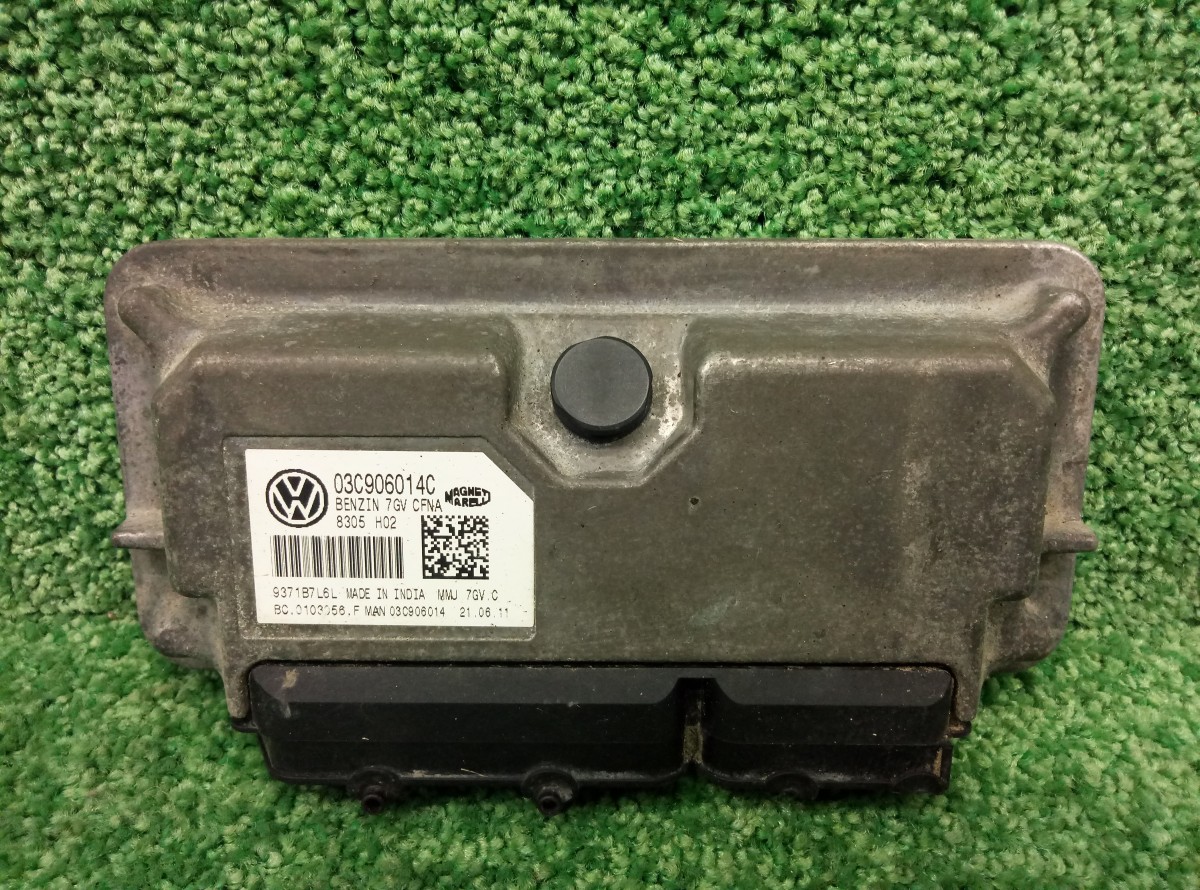 Блок управления двигателем Volkswagen Polo V 2009-2015   03C906014C на Volkswagen Polo V