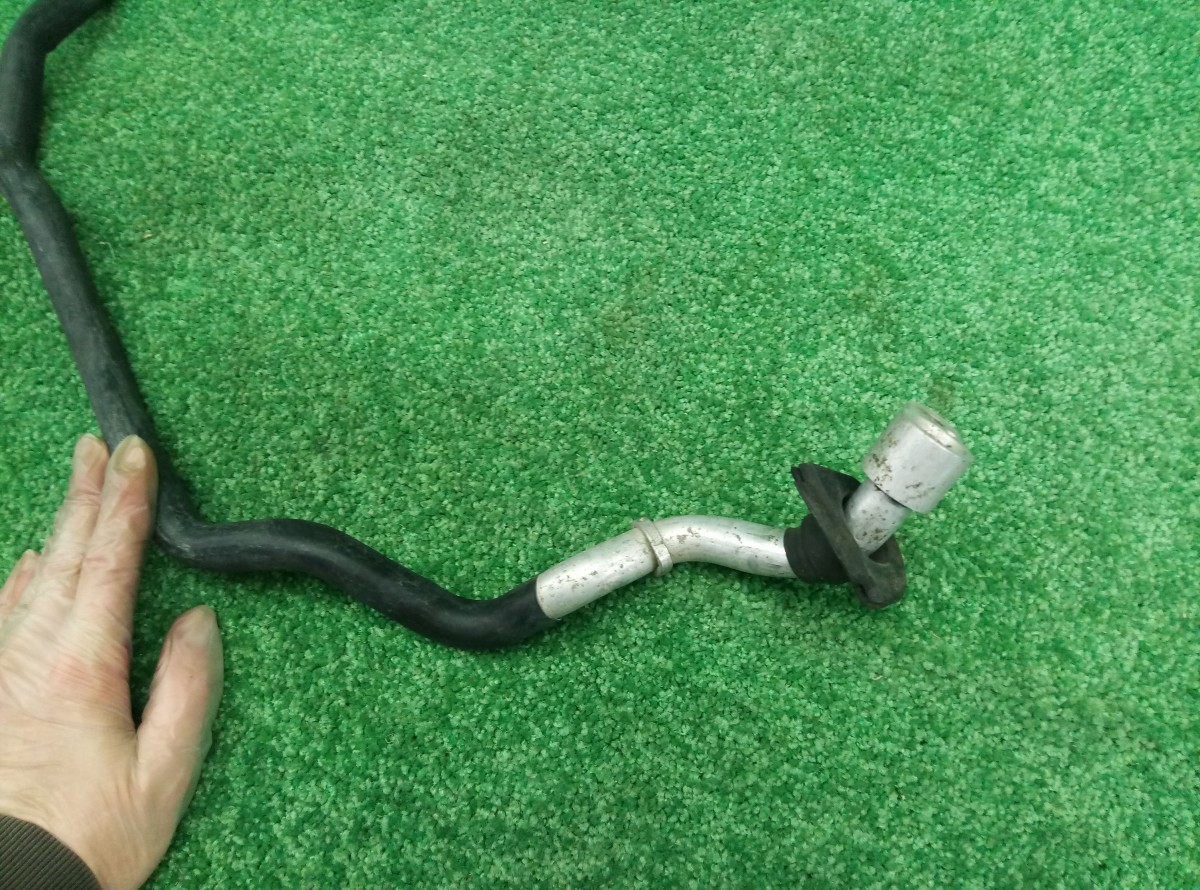 Трубка кондиционера Volkswagen Touareg 2003-2010 7L0820743K на Porsche Cayenne 955