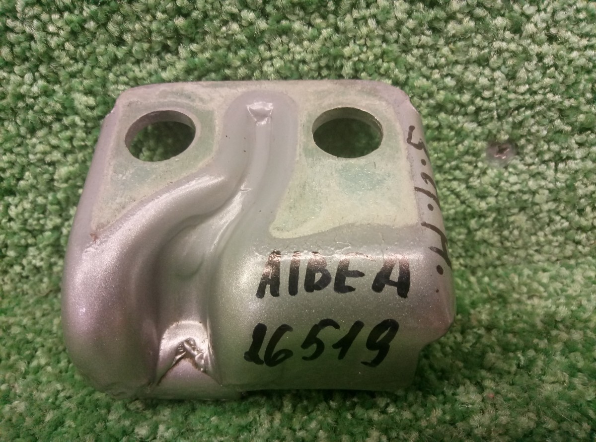 Петля двери задней правой нижняя Fiat Albea 2002-2012 46816374 на Fiat Albea 