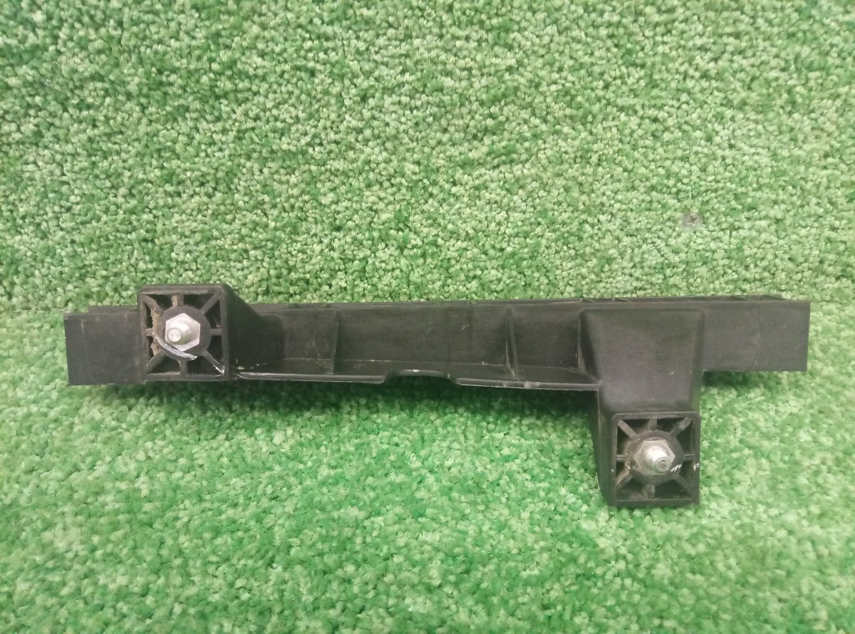 Направляющая стекла двери 4640931 Fiat Albea 2002-2012 на Fiat Albea 