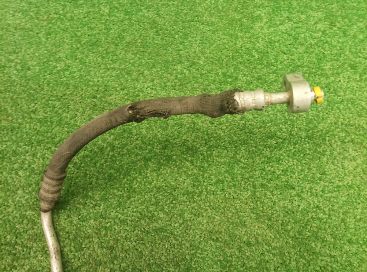 Трубки кондиционера Porsche Cayenne / Volkswagen Touareg 7L0820750 955 на Porsche Cayenne 955