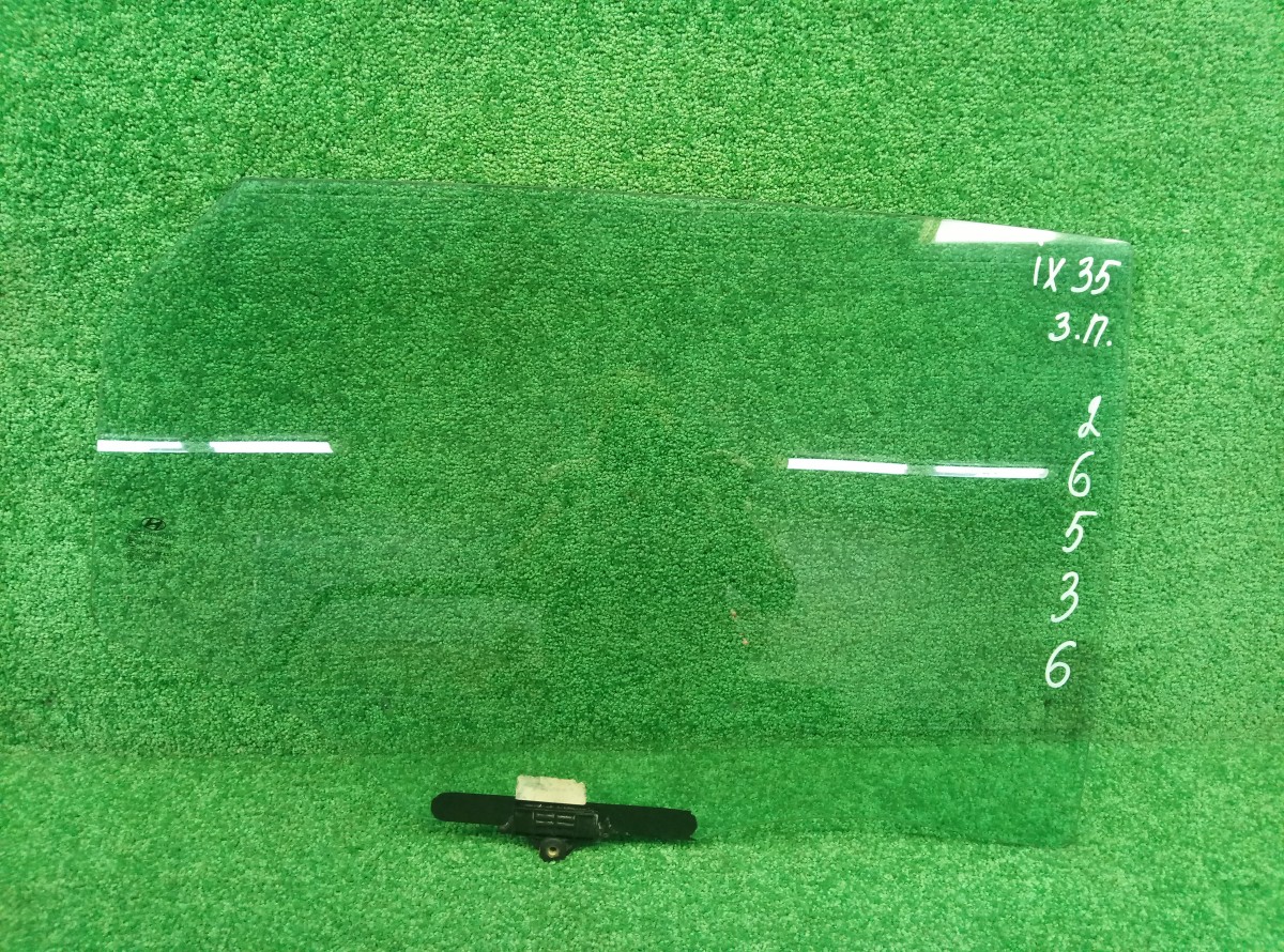 Стекло двери задней правой Hyundai ix35  2010-2015 834212Y000A на Hyundai ix35 