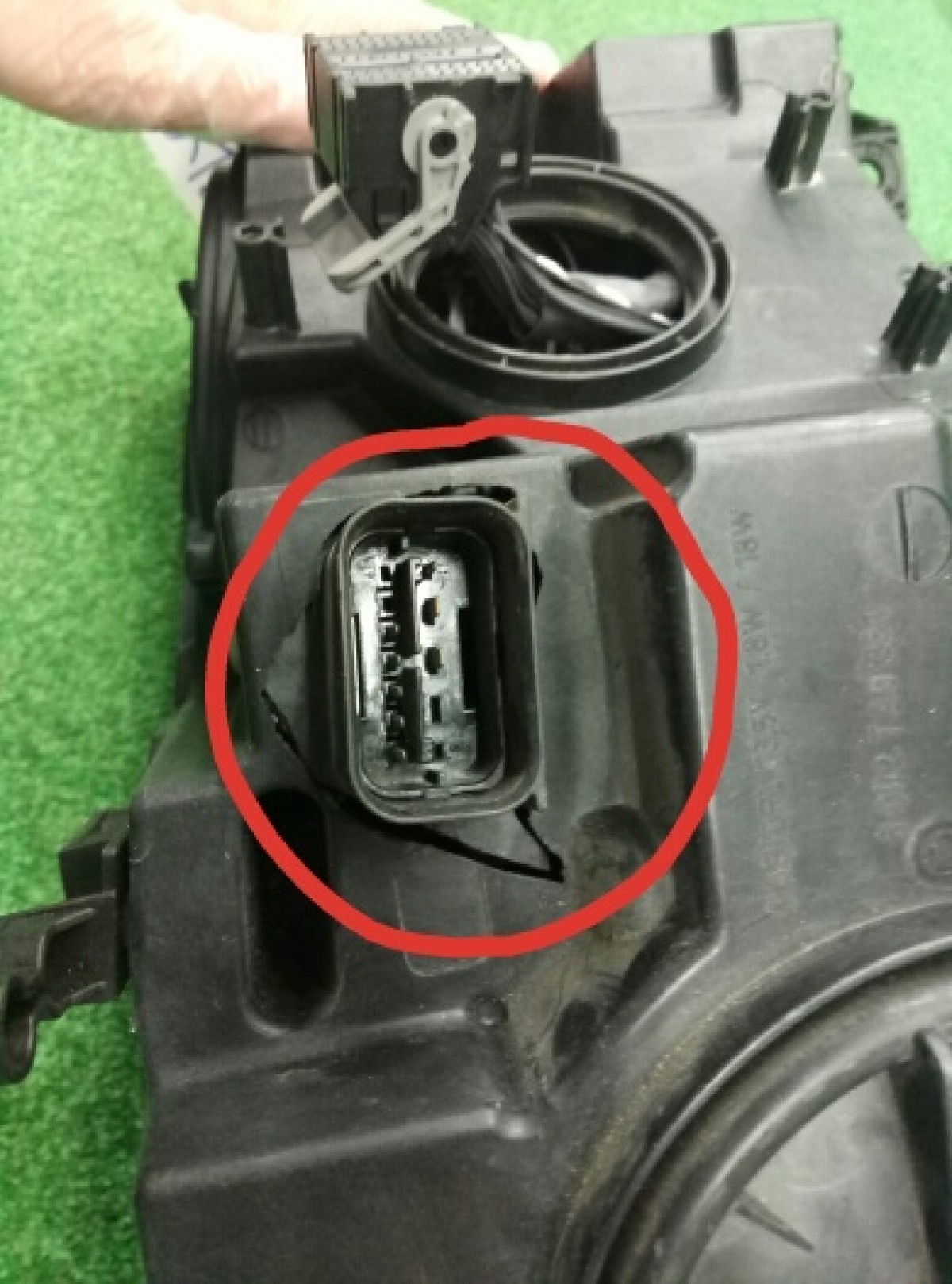 Фара левая BMW X5 F15 2013 7471347AI01, 63117442647 на BMW X5 F15