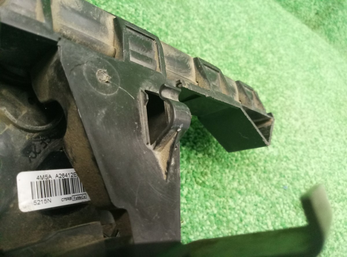 Замок двери передней правой Ford Focus 2 2005-2008   240015103 на Ford Focus 2