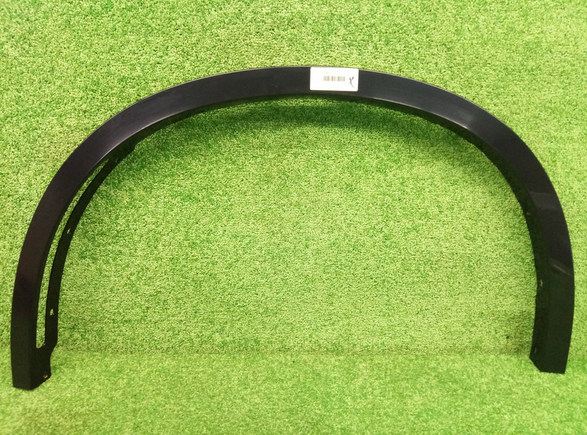 Накладка переднего крыла левого BMW X5 F15 2013-н.в. 51177308061 на BMW X5 F15