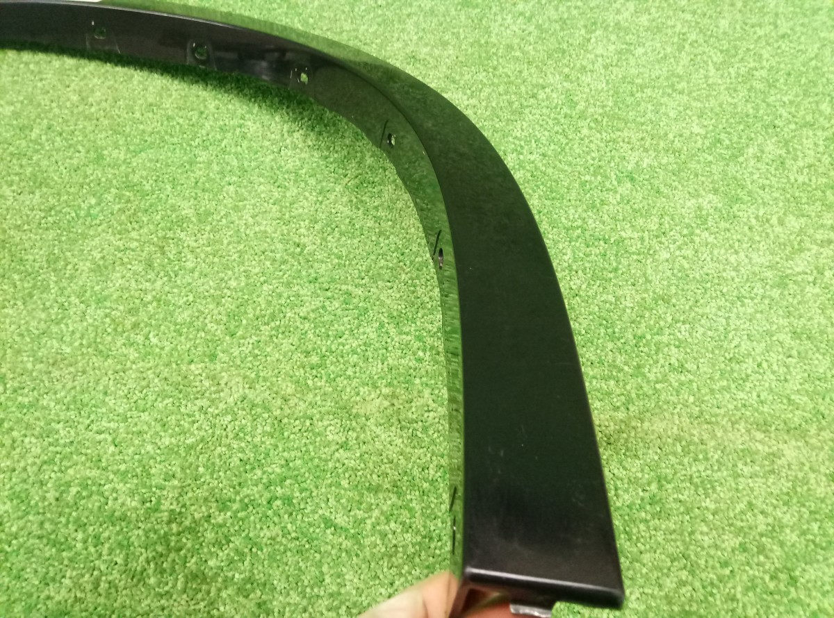 Накладка переднего крыла левого BMW X5 F15 2013-н.в. 51177308061 на BMW X5 F15
