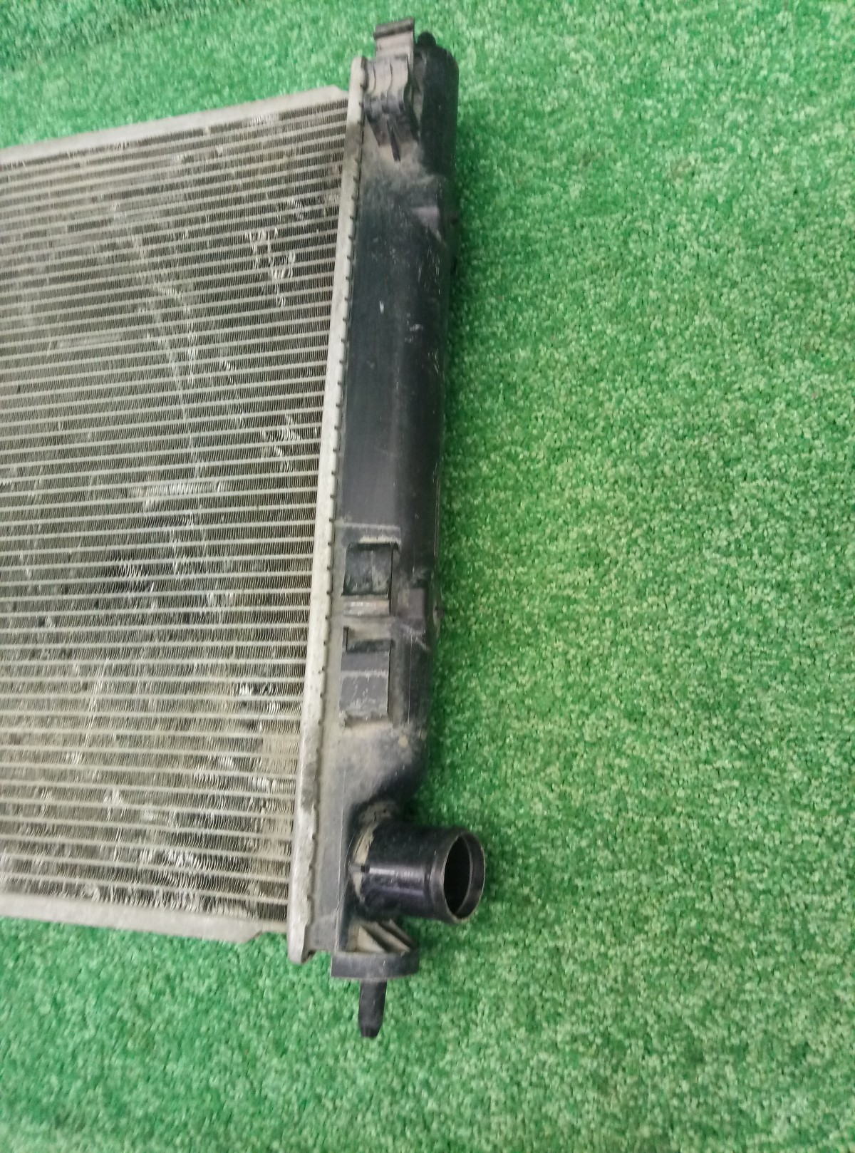 Радиатор основной Mitsubishi Outlander 2 2006-2009 на Mitsubishi Outlander 2