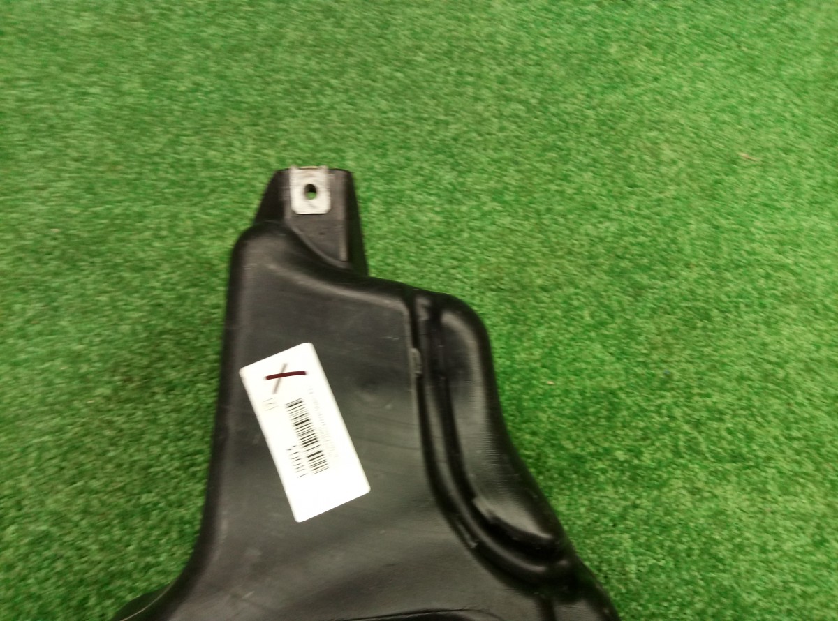 Бачок омывателя Mercedes-Benz E-Class W212,S212,C207 2009-2016   A2048601560 на Mercedes-Benz E-Class W212,S212,C207