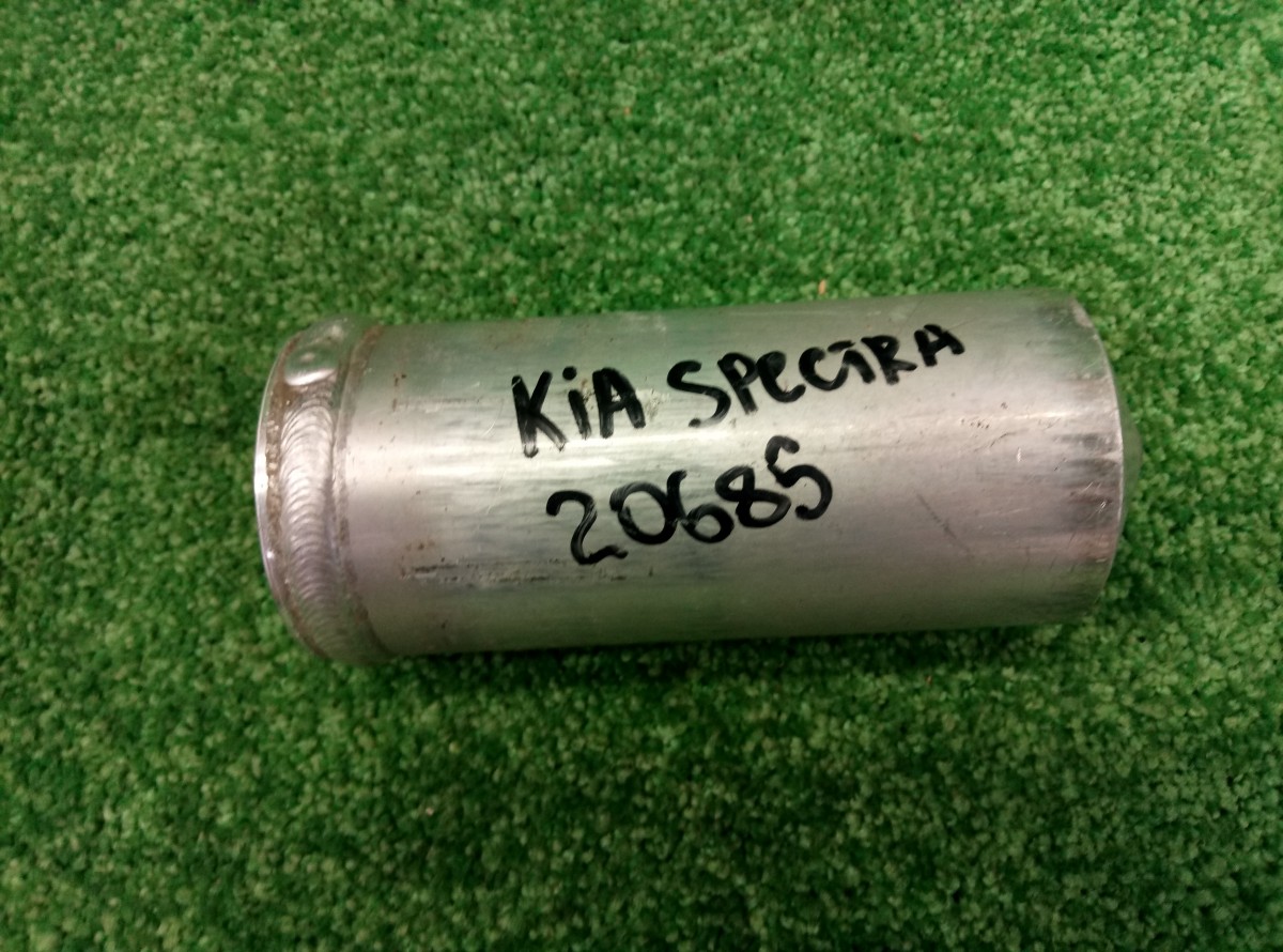 Осушитель кондиционера Kia Spectra 2001-2011 0K2N161500 на Kia Spectra 