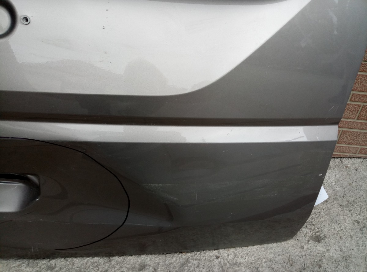 Крышка багажника VW Transporter T6     7E0827105C на Volkswagen Caddy 3