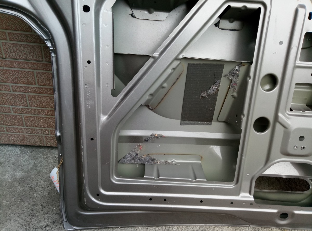 Крышка багажника VW Transporter T6     7E0827105C на Volkswagen Caddy 3