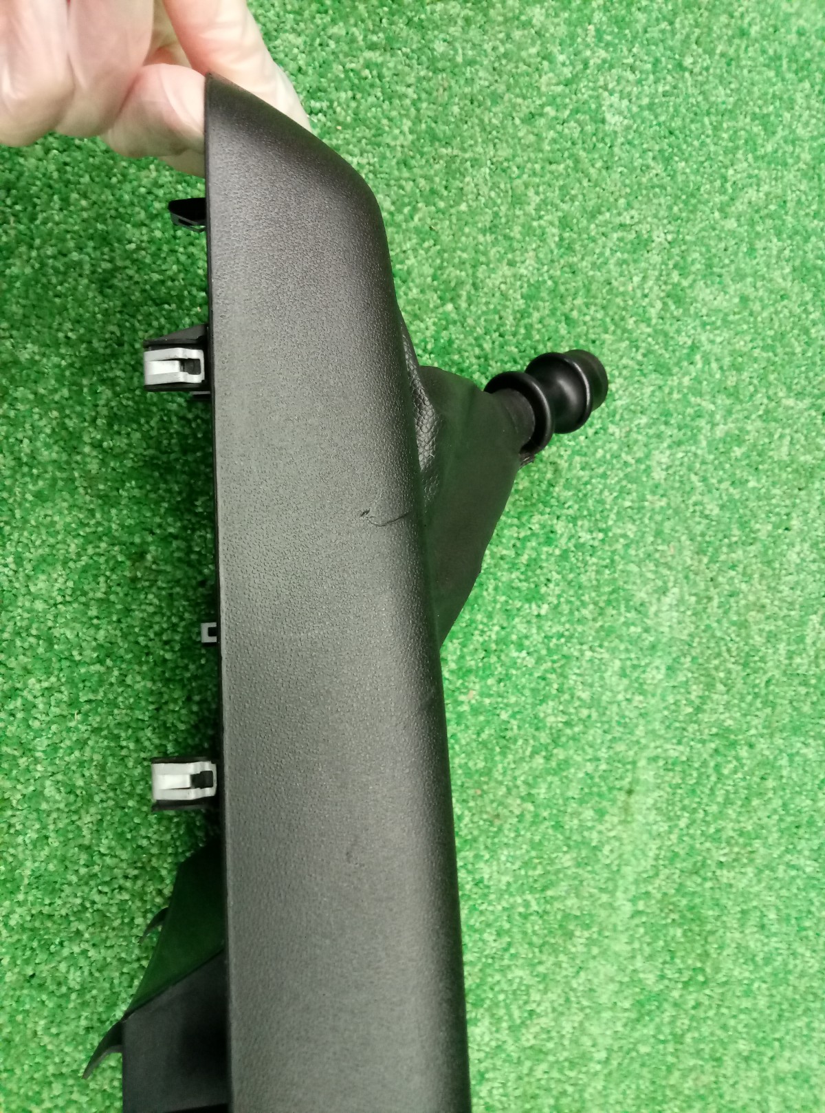 Консоль кулисы МКПП с AUX  USB и прикуривателем Kia Ceed 2007- 2012  846511H000 на Kia Ceed (ED)