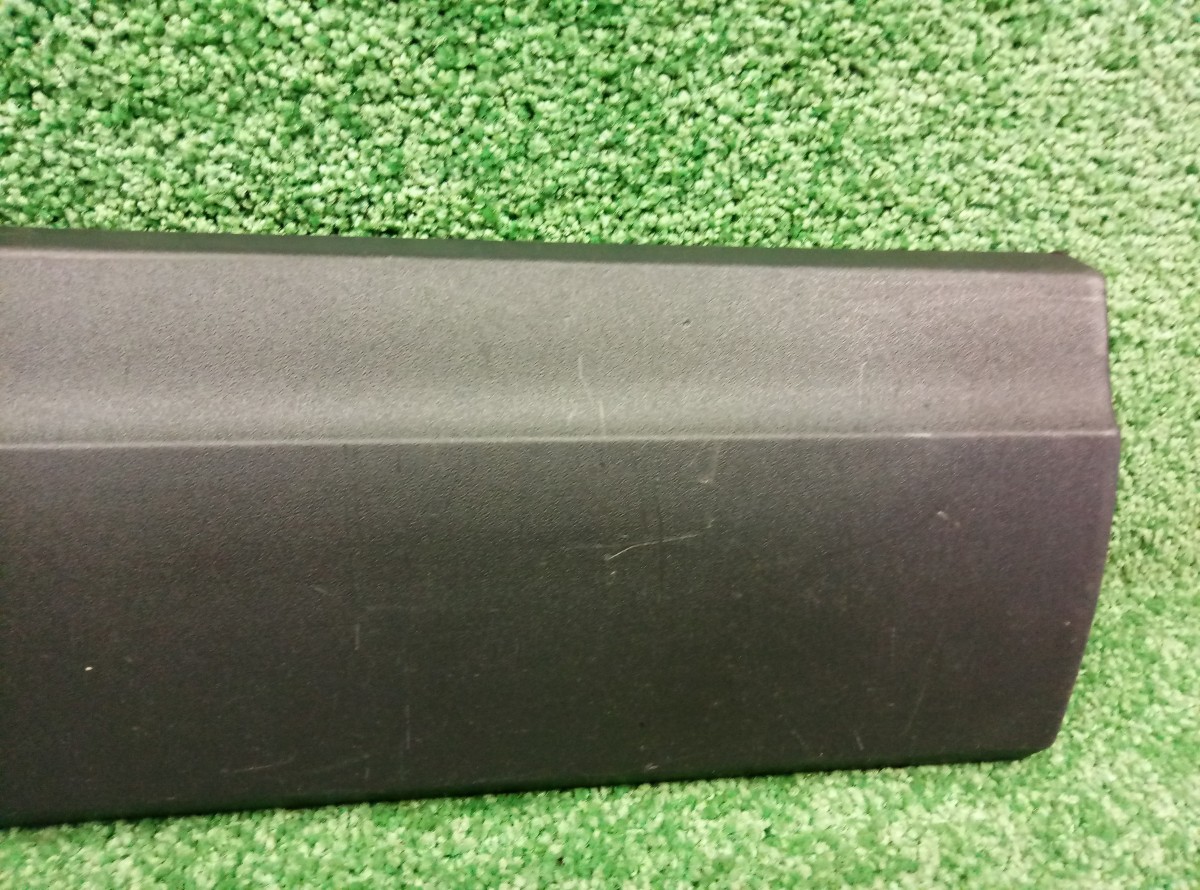 Накладка двери задней Audi Q5 8R 2008-2012 8R0853970E на Audi Q5 8R