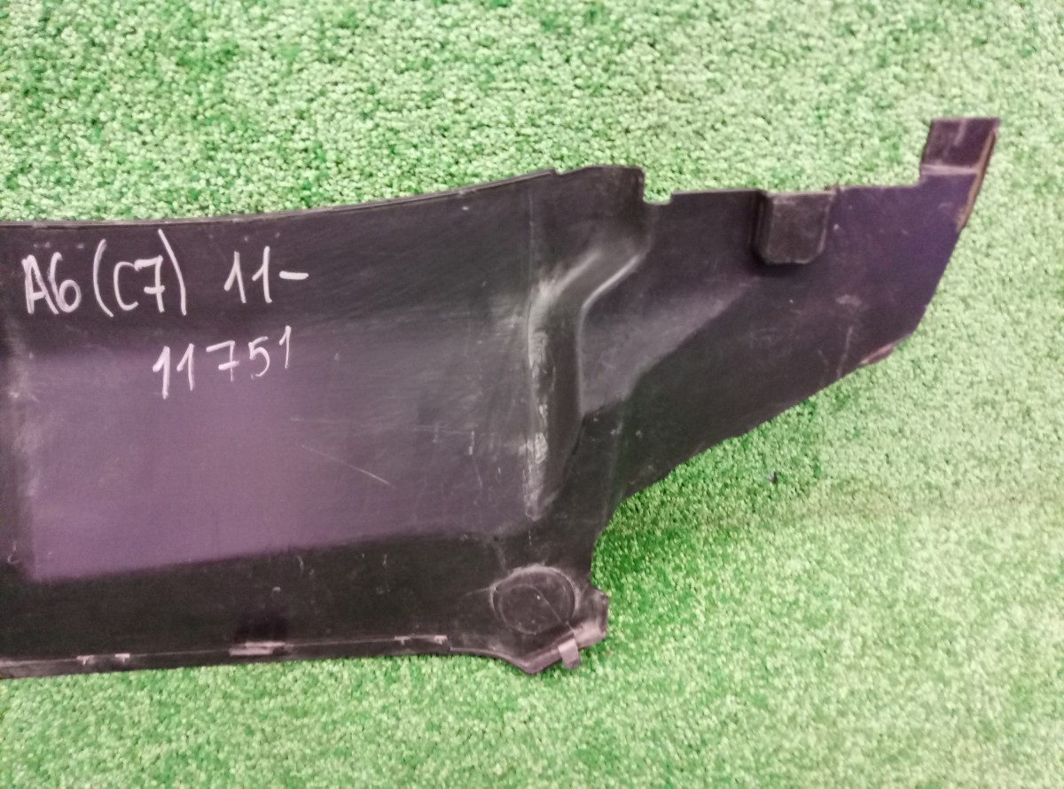 Кожух замка капота Audi A6 (C7) 2011-2014 4G0807081 на Audi A6 (C7)