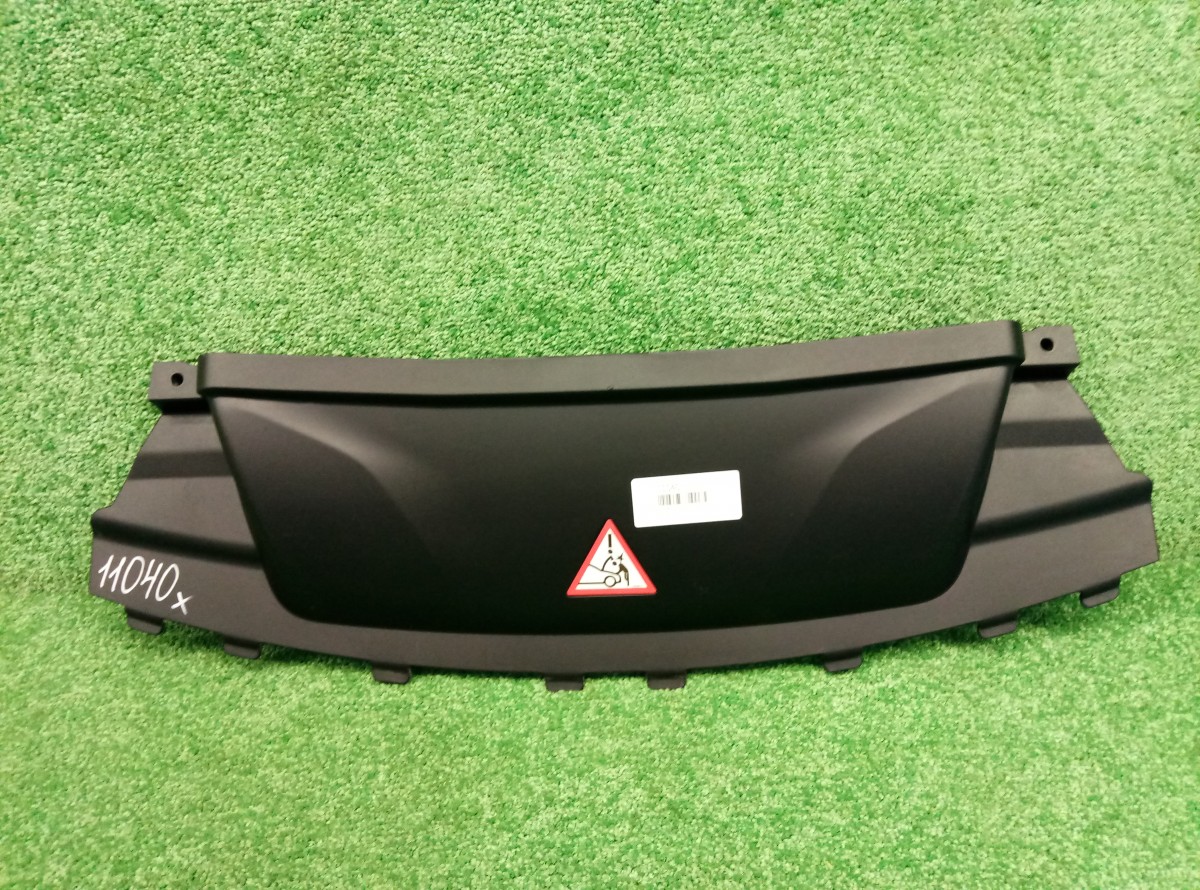 Воздухозаборник (наружный) BMW X6 F16 2014-н.в.  13717637050 на BMW X6 F16