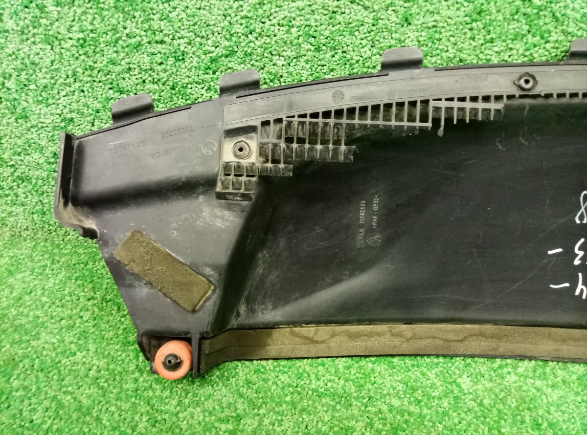 Воздухозаборник (наружный) BMW X6 F16 2014-н.в.  13717637050 на BMW X6 F16