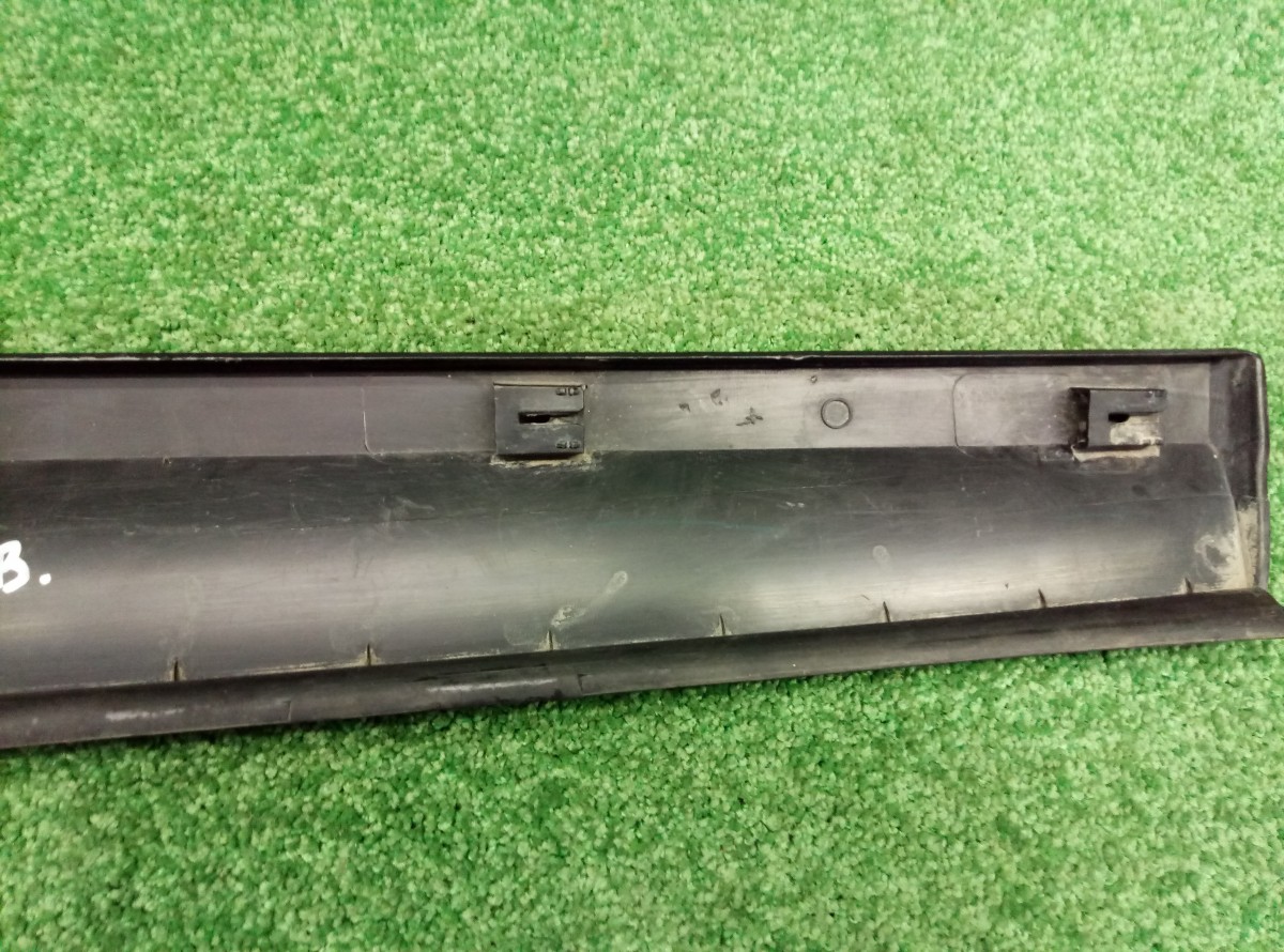 Накладка двери передней левой BMW X3 (F25) 2010-2014 51137205779 на BMW X3 (F25)