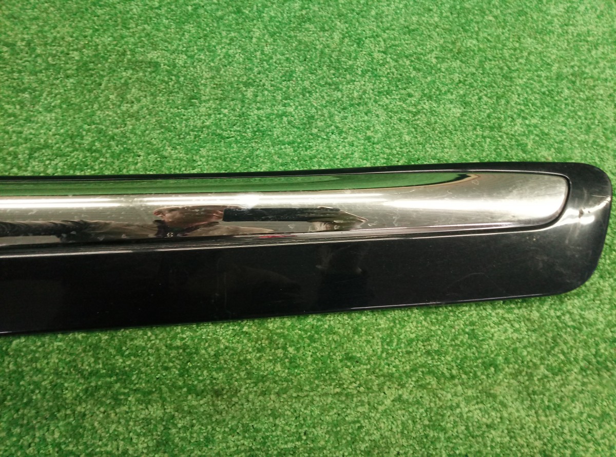 Накладка двери передней правой Lexus LX  2007-2012 7507160100 на Lexus LX 