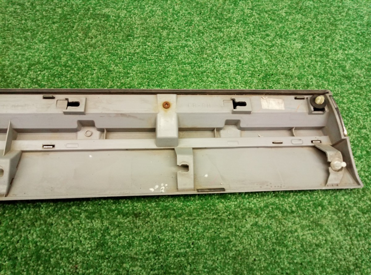 Накладка двери передней правой Lexus LX  2007-2012 7507160100 на Lexus LX 