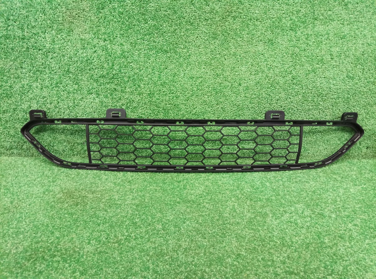 Решетка переднего бампера нижняя BMW X5 F15 51118054012 ОРИГИНАЛ на BMW X5 F15