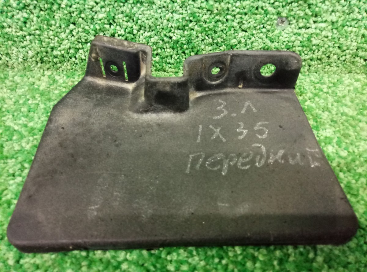 Брызговик задний левый Hyundai ix35  2010-2015 868632S000 на Hyundai ix35 