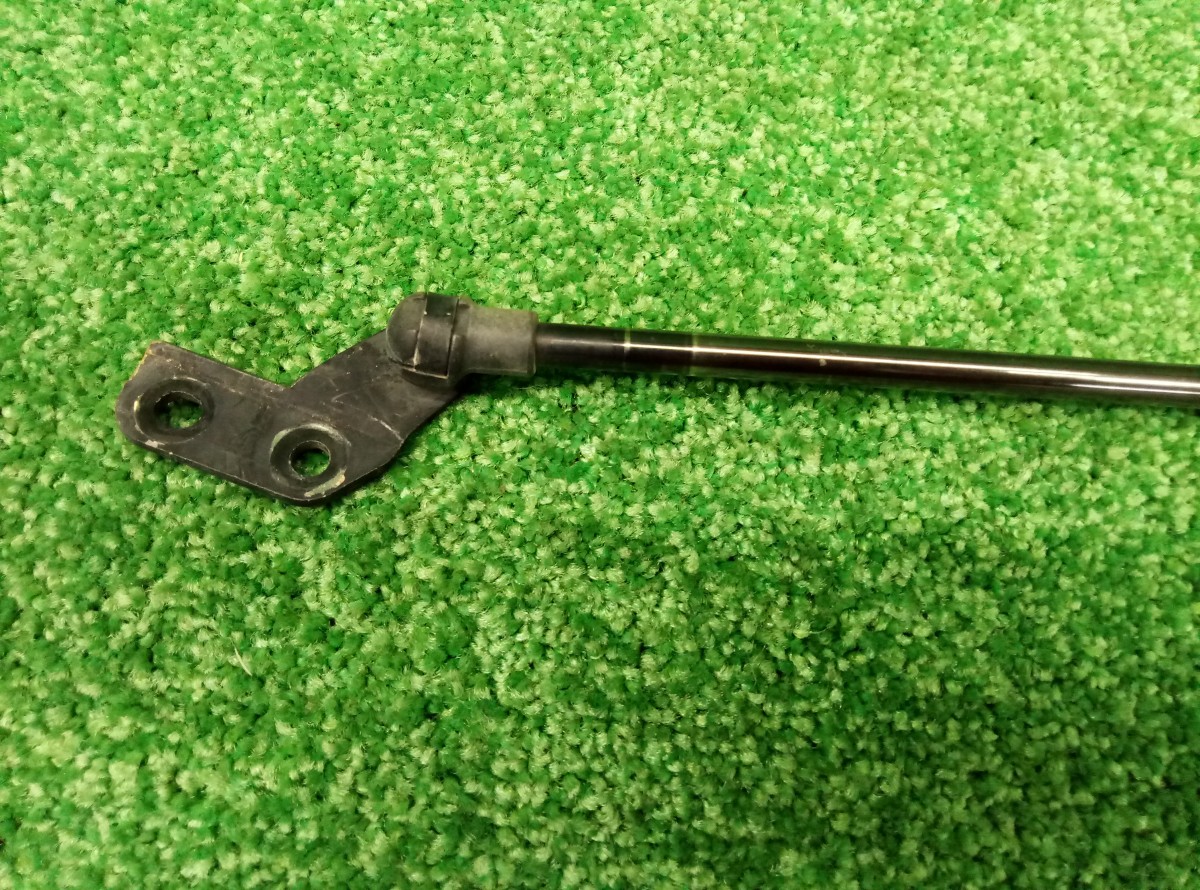 Амортизатор багажника Nissan Qashqai J10   90450JD01B на Nissan Qashqai J10