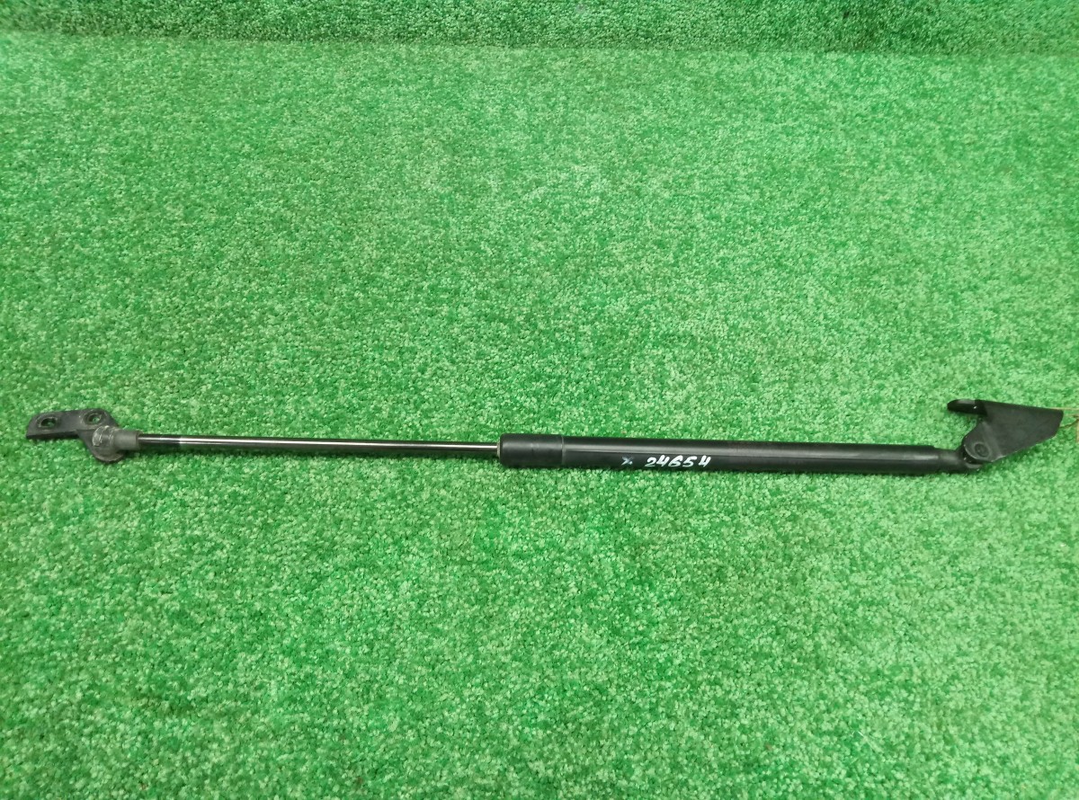 Амортизатор багажника Nissan Qashqai J10    90450JD01B на Nissan Qashqai J10