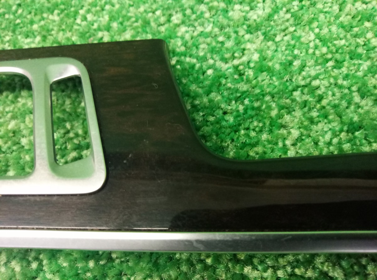 Накладка на торпеду Mercedes-Benz E-Class W212 A212680XX93 на Mercedes-Benz E-Class W212,S212,C207