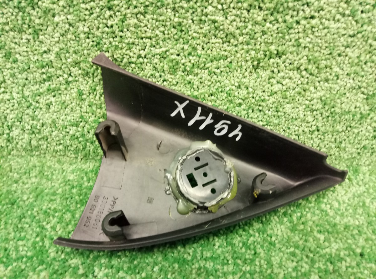Крышка зеркала внутренняя правая Opel Astra G 1998-2009 90521952 на Opel Astra G