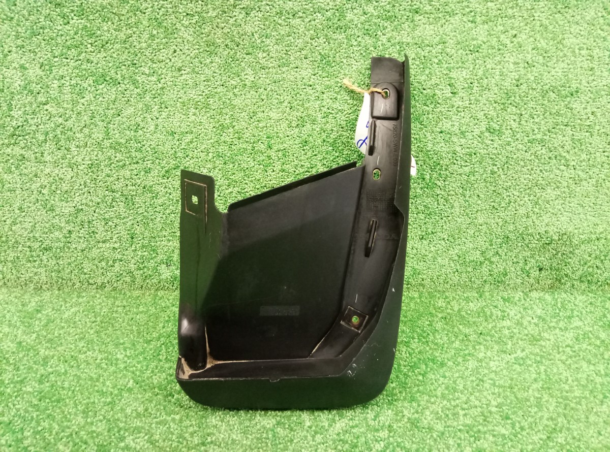 Брызговик задний правый Honda CR-V III 2006-2009   75820SWWE000 на Honda CR-V III