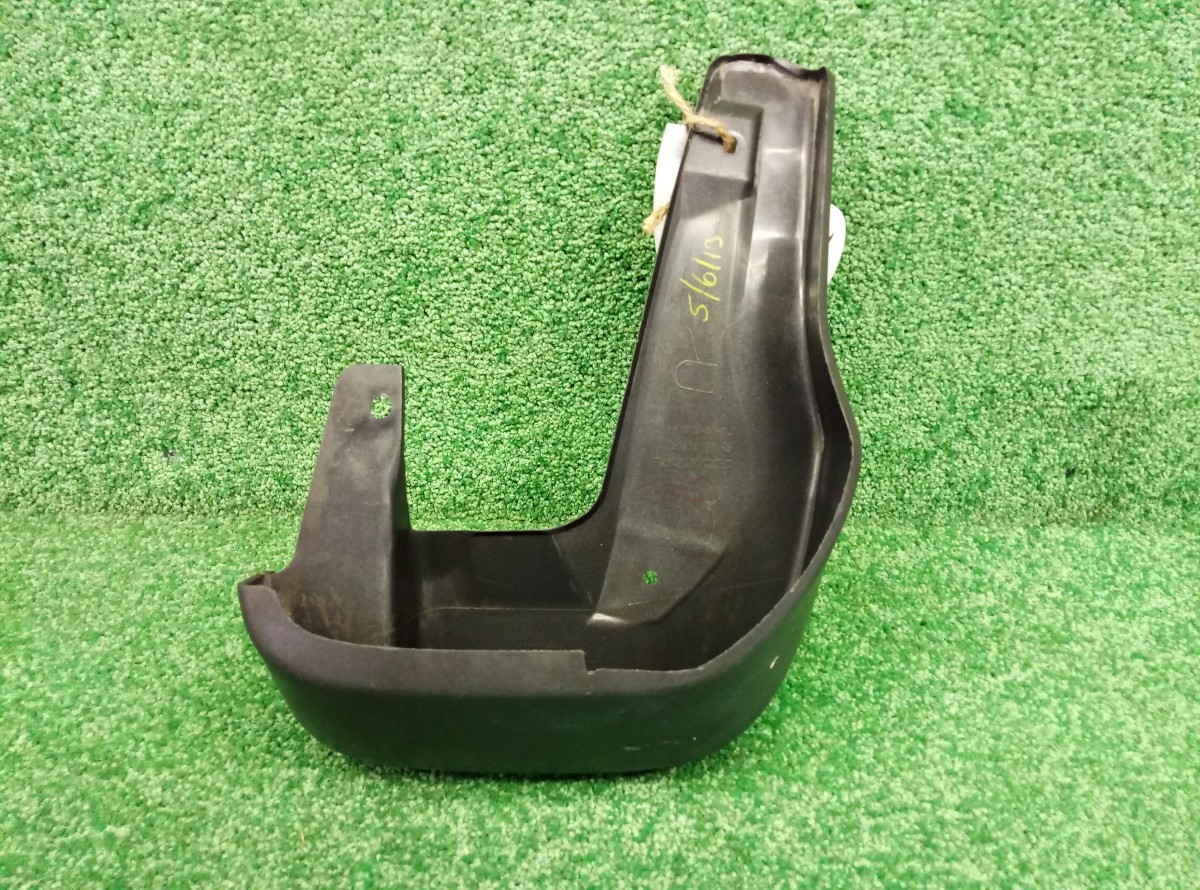 Брызговик передний правый Honda CR-V  2012-2015  75800T1GG0  на Honda CR-V 