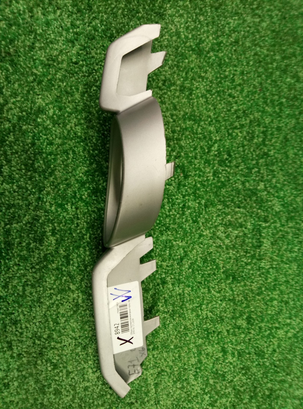 Решетка в бампер левая BMW X6 E71 2007-2014  51117188385 Оригинал на BMW X6 E71