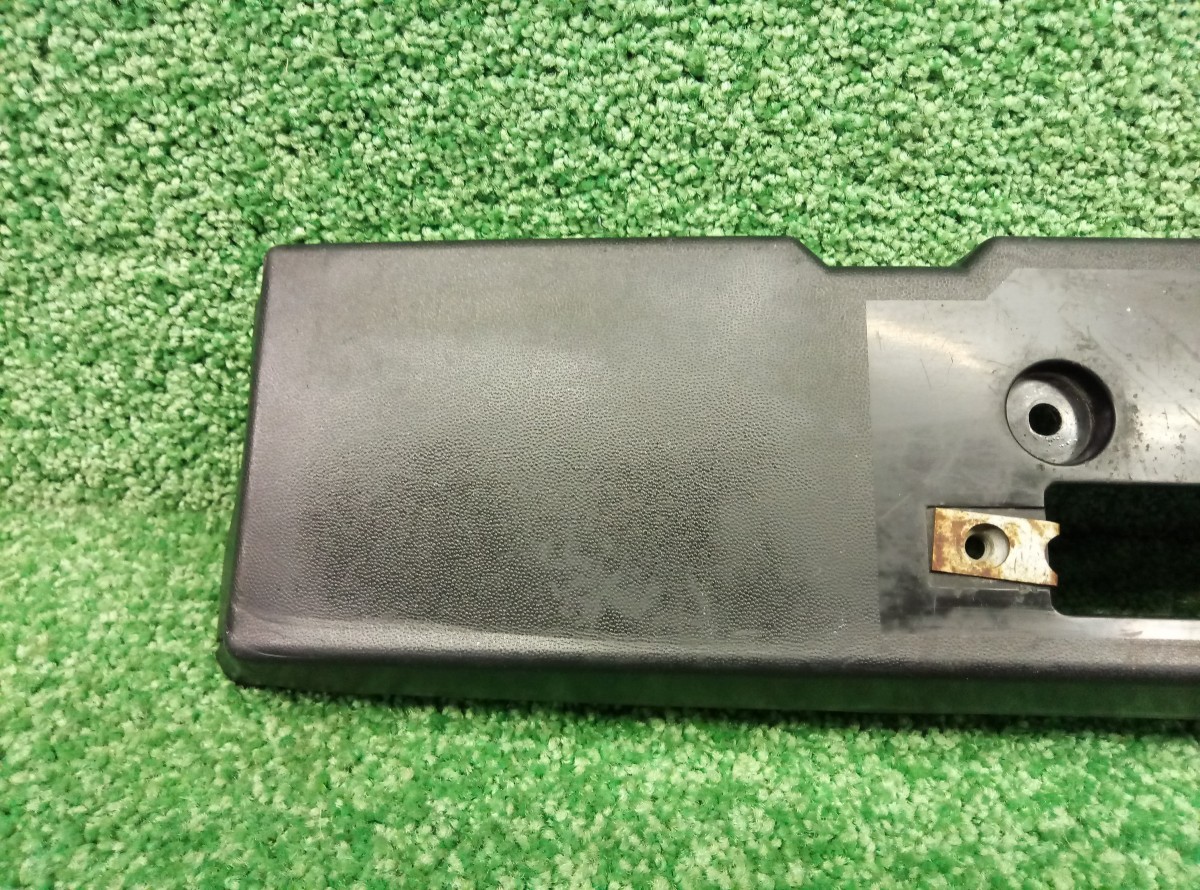 Накладка переднего бампера под номер Subaru Tribeca 2004-2007 57751XA04A на Subaru Tribeca 