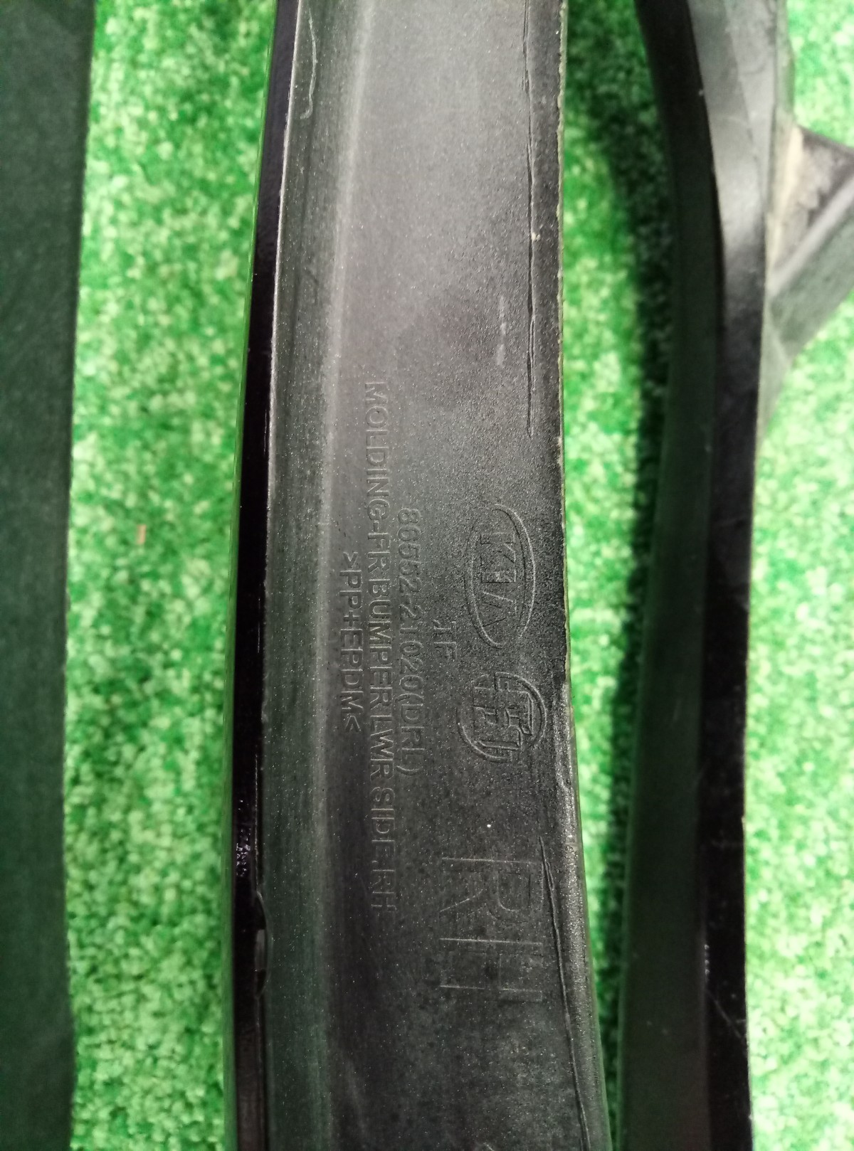 Решетка в бампер правая Kia Optima 3 2010-2014 51117200699 на Kia Optima 3