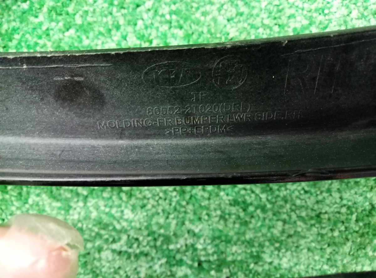 Решетка в бампер правая Kia Optima 3 2010-2014 51117200699 на Kia Optima 3